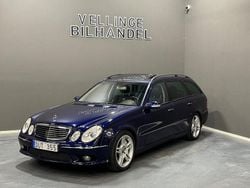 Mörkblå Begagnad 2005 Mercedes E55 AMG AMG Kombi | 229 900 kr