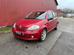 Röd Begagnad 2004 Citroën C3 Halvkombi | 19 900 kr (Bra pris)