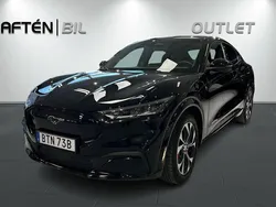Svart Begagnad 2021 Ford Mustang Mach-E Standard Range SUV | 344 800 kr (Bra pris)