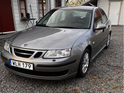 Grå Begagnad 2005 Saab 9-3 Sedan | 26 500 kr (Lite dyr)
