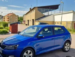 Blå Begagnad 2016 Skoda Fabia Style Halvkombi | 70 000 kr (Bra pris)