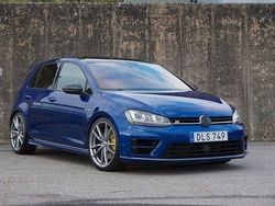 Blå Begagnad 2014 VW Golf VII R Halvkombi | 269 000 kr (Dyr)