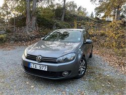 Grå Begagnad 2012 VW Golf VII Halvkombi | 74 900 kr (Superpris)
