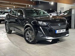 Svart Begagnad 2021 Peugeot e-2008 Active SUV | 194 900 kr (Marknadspris)