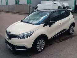 Begagnad 2015 Renault Captur SUV | 95 000 kr (Marknadspris)