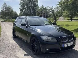 Svart Begagnad 2012 BMW 320 Kombi | 95 000 kr (Bra pris)