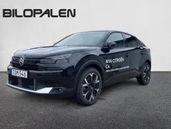 Svart (svart perla) Begagnad 2025 Citroën C4 Halvkombi | 279 900 kr (Marknadspris)