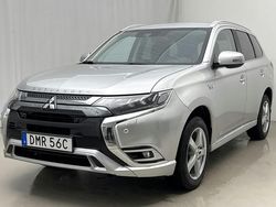 Silver Begagnad 2020 Mitsubishi Outlander Comfort Edition SUV | 175 000 kr