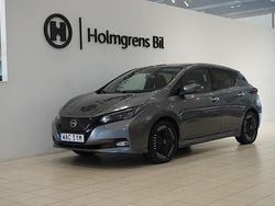 Grå Begagnad 2022 Nissan Leaf N-Connecta Halvkombi | 179 900 kr (Marknadspris)