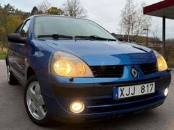 Blå Begagnad 2005 Renault Clio II Halvkombi | 19 900 kr (Bra pris)