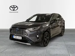 Grå Begagnad 2019 Toyota RAV4 Hybrid Style SUV | 279 900 kr (Marknadspris)