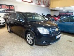 Svart Begagnad 2012 Chevrolet Orlando Minibuss | 85 900 kr (Dyr)