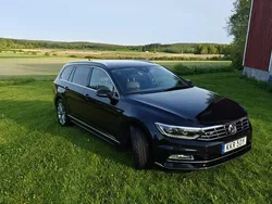 Svart Begagnad 2019 VW Passat Kombi | 263 000 kr (Marknadspris)