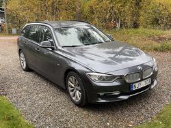 Grå Begagnad 2014 BMW 320 Kombi | 90 000 kr (Superpris)