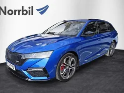 Blå Begagnad 2021 Skoda Octavia RS Kombi | 317 900 kr (Dyr)