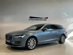 Ljusblå Begagnad 2019 Volvo V90 Inscription Kombi | 409 900 kr (Dyr)