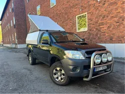 Svart Begagnad 2011 Toyota HiLux Pickup | 180 000 kr (Marknadspris)