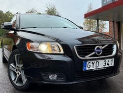 Svart Begagnad 2012 Volvo V50 Standard Kombi | 32 900 kr (Bra pris)