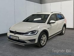 Vit Begagnad 2018 VW Golf Alltrack Kombi | 174 700 kr (Marknadspris)