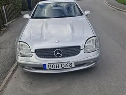 Silver Begagnad 2003 Mercedes SLK200 Cab | 69 000 kr (Bra pris)