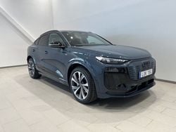 Blå (plasmablå metallic) Ny 2025 Audi Q6 Sportback e-tron S-Line SUV | 1 020 900 kr