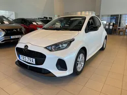 Vit Begagnad 2024 Mazda 2 Exclusive-Line Halvkombi | 228 000 kr (Marknadspris)