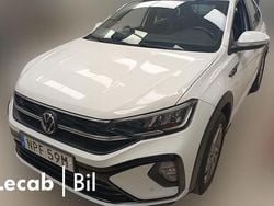 Vit (pure white) Begagnad 2023 VW Taigo R-line SUV | 234 500 kr (Marknadspris)