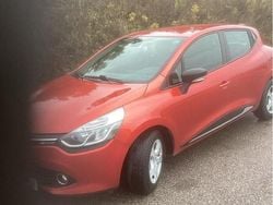 Röd Begagnad 2013 Renault Clio IV Halvkombi | 45 000 kr (Bra pris)