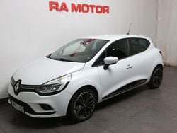 Vit Begagnad 2018 Renault Clio IV Intens Halvkombi | 99 800 kr (Marknadspris)