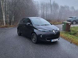 Svart Begagnad 2019 Renault Zoe Halvkombi | 99 000 kr (Marknadspris)