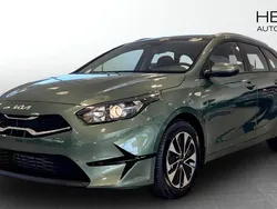 Grön (green) Ny 2025 Kia Ceed Sportswagon 2 Kombi | 299 900 kr (Lite dyr)