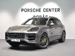 Grå (grey) Ny 2025 Porsche Cayenne SUV | 1 529 500 kr (Bra pris)