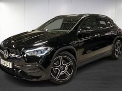 Svart (black) Begagnad 2021 Mercedes GLA200 AMG line SUV | 349 900 kr (Marknadspris)