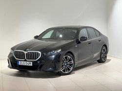 Svart Begagnad 2025 BMW 530 M Sport Sedan | 589 000 kr