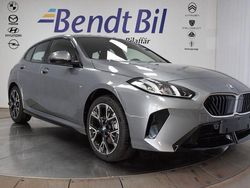 Skyscraper grey metallic Ny 2025 BMW 120 M Sport Halvkombi | 399 500 kr