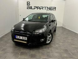 Svart Begagnad 2013 Ford Focus Titanium Halvkombi | 59 000 kr (Lite dyr)