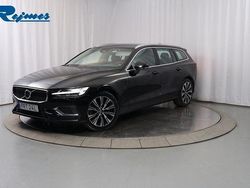 Svart Begagnad 2023 Volvo V60 Core Kombi | 329 900 kr (Marknadspris)