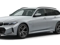 Ny 2025 BMW 330e Shadowline Kombi | 655 000 kr (Marknadspris)