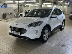 Vit Begagnad 2022 Ford Kuga Business Edition SUV | 249 900 kr (Bra pris)