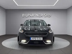 Svart Begagnad 2017 Kia Niro Advance SUV | 189 900 kr (Marknadspris)