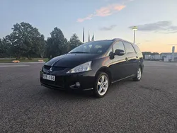Svart Begagnad 2010 Mitsubishi Grandis Minibuss | 39 900 kr (Lite dyr)