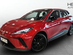 Röd (red) Begagnad 2023 MG MG4 EV Halvkombi | 259 900 kr (Marknadspris)
