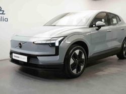 Grå Begagnad 2024 Volvo EX30 Single Motor SUV | 318 500 kr
