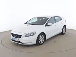 Vit Begagnad 2015 Volvo V40 Kinetic Kombi | 99 000 kr (Marknadspris)