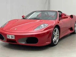 Röd Begagnad 2006 Ferrari F430 | 1 199 000 kr