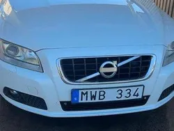 Vit Begagnad 2013 Volvo V70 Momentum Kombi | 85 000 kr (Bra pris)