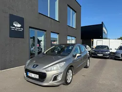 Grå Begagnad 2011 Peugeot 308 Halvkombi | 39 900 kr (Marknadspris)