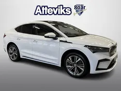 Vit Begagnad 2023 Skoda Enyaq iV SUV | 449 900 kr (Marknadspris)