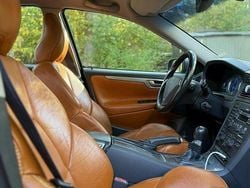 Grå Begagnad 2004 Volvo S60 Sedan | 120 000 kr