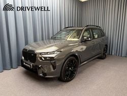 Grå Begagnad 2023 BMW X7 M Sport SUV | 1 149 000 kr (Marknadspris)
